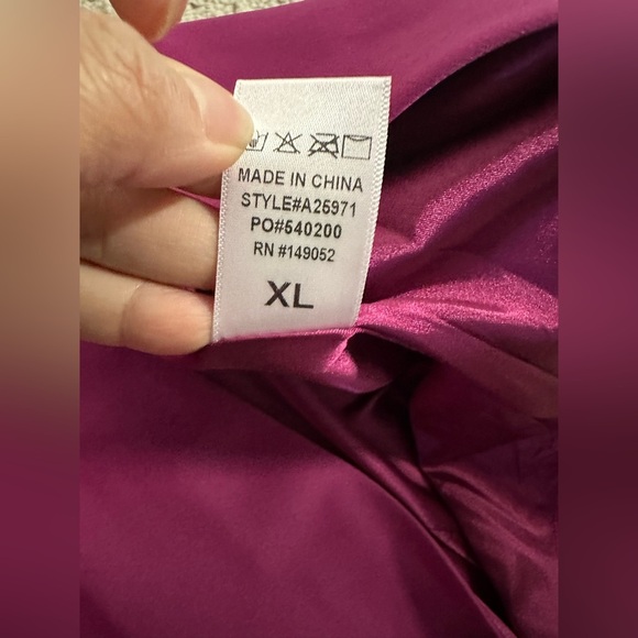 Jaqueline Asymmetrical Maxi Dress Raspberry size XL new with tag - Picture 14 of 14
